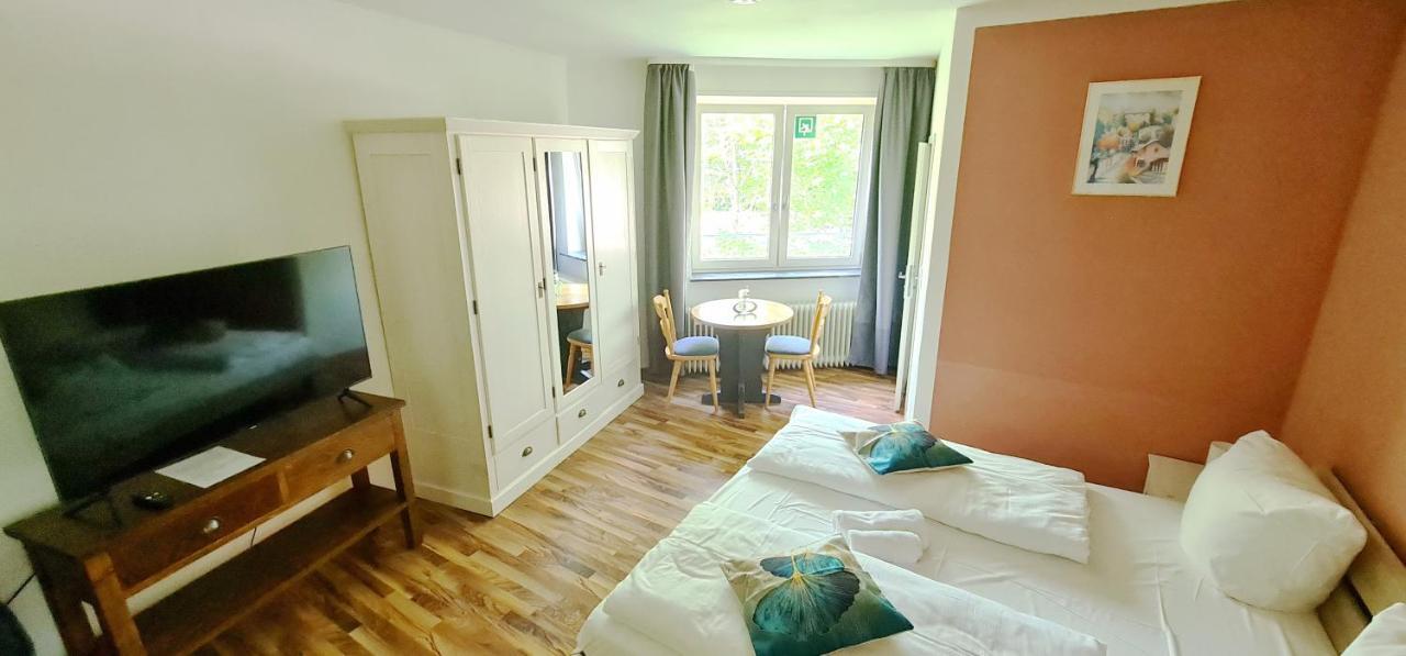 Hotel Bischoff Winnweiler Kültér fotó